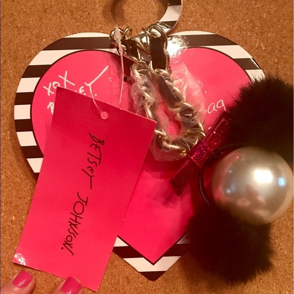 Just reduced...Betsey Johnson ear muff bag bling - Picture 7 of 8